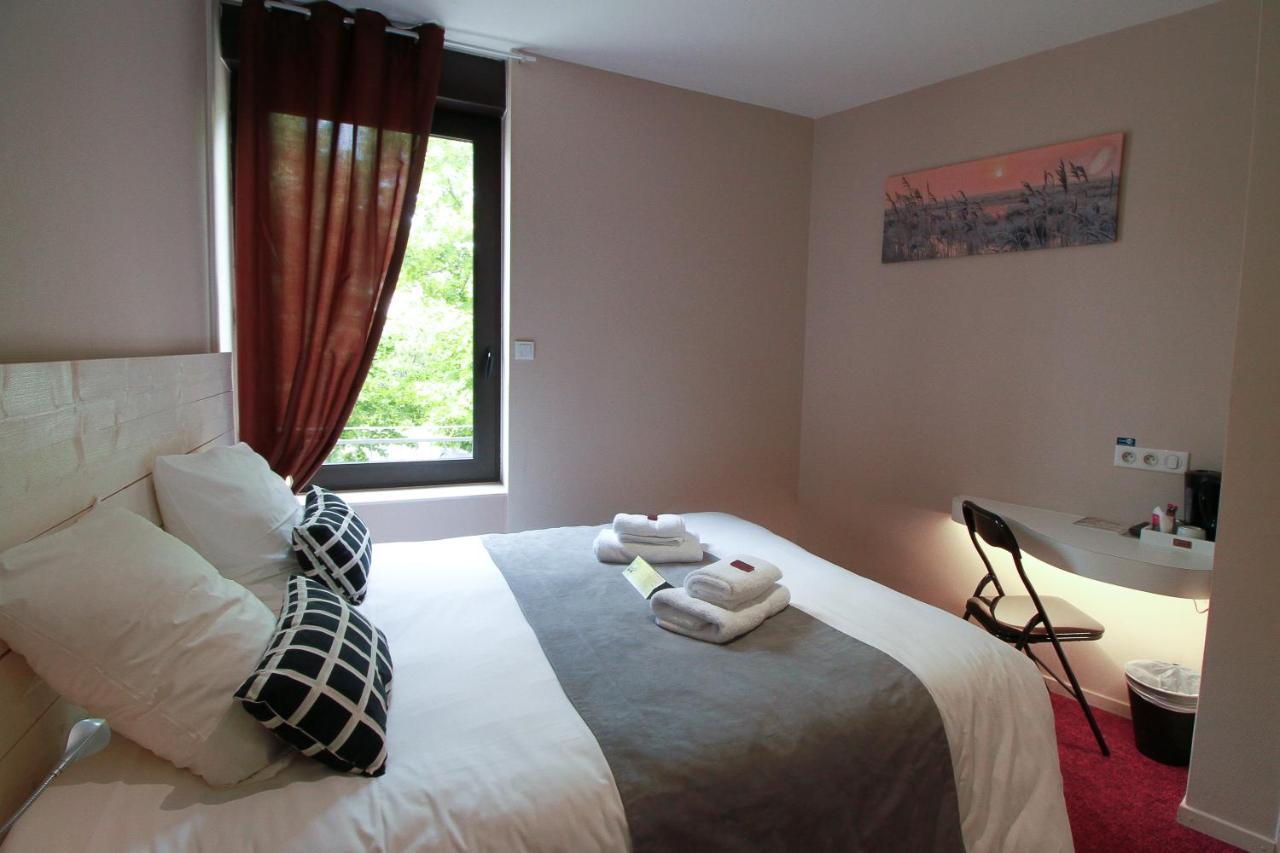 Hotel La Couronne Marmande Exterior photo